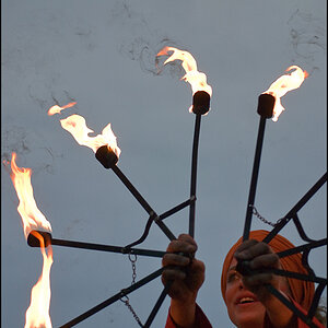 Die Feuer-Frau