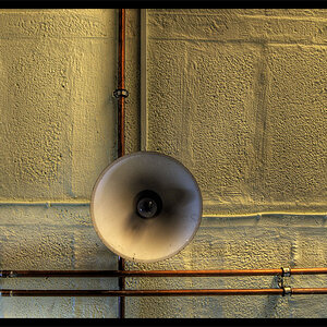 Kellerlampe BY DENNIS S