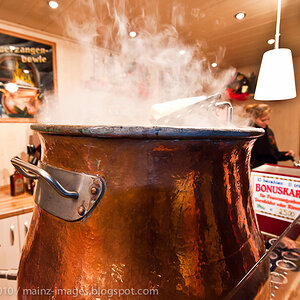 Am Feuerzangenbowle Stand
_PMZ1854 900x