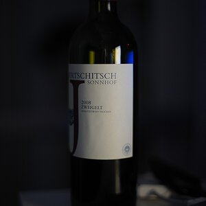 50mm 1.2 - Testshoot (Einzigste Lichtquelle: Macbook)