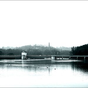 Ruhr bei Mülheim - 12/ 2010