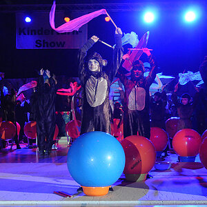 Kinderturn-Show (Affen-stark und Löwen-schlau)