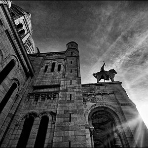 forum sacre bw
