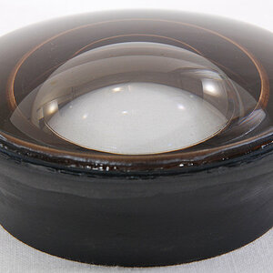 Die neue Frontlinse, eingeklebt in mein selbstgestricktes Fisheye.