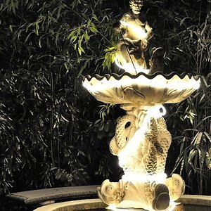 Brunnenfigur 01