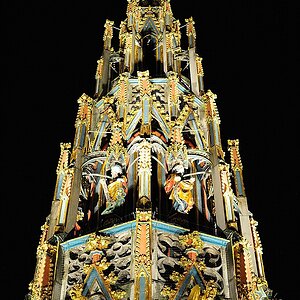 SchoenerBrunnen