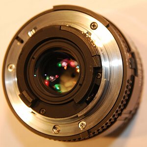 AF-Nikkor 24/2.8 mit verölter Blende, dem ich die Blende entölt habe.
