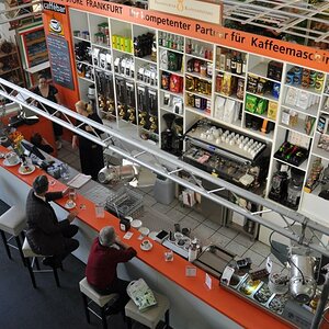 Frankfurt Kleinmarkthalle Cafe