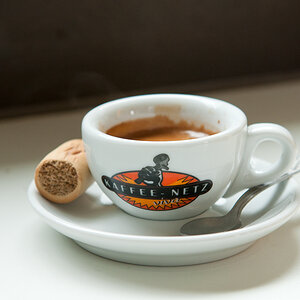 Espresso mit Leckerlie