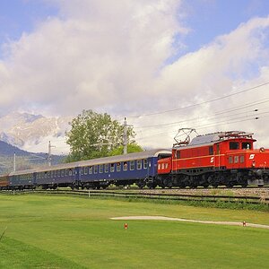 1020 37mitZ14539 Set 14 05 2011 MIB2279kl