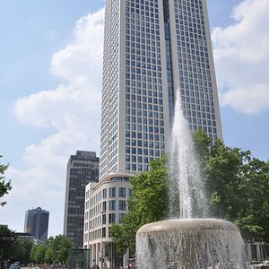 Opernturm