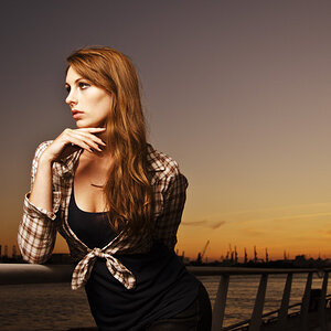 Isabell am Hafen