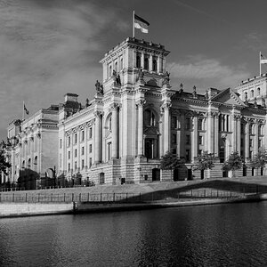 Reichstag 0011 110608 SW 1024x668 90