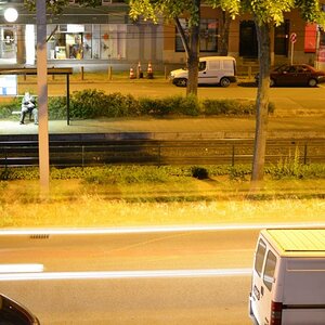 Eines der ersten Bilder mit der 5100er:
AFS35/1,8
f1,8
ISO100
Belichtungszeit 2,5 s
EV 0,0
S-Blendenautomatik
Spotmessung
kein Blitz