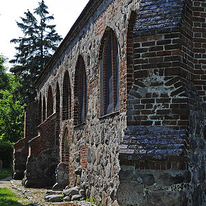 Feldsteinkirche