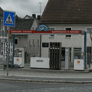 Tankstelle2