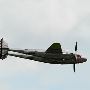 Lockheed P-38 02