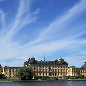 schloss neu beschnitten