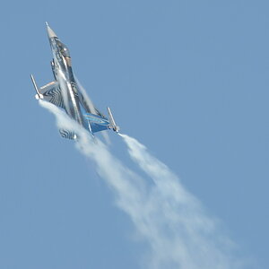 F-16 02