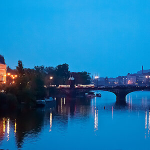 2071004 1301 Moldau Prag 950h