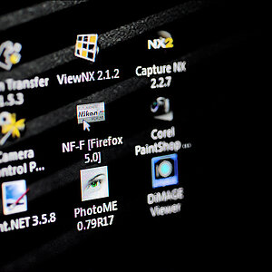 NF F Desktop Icon D3S 2536 1a

Kamera: NIKON D3S
Objektiv: AF Micro-Nikkor 60mm F2.8D
Brennweite: 60mm (60mm KB)
Blende: F3.2
Belichtungszeit: 1/640s 