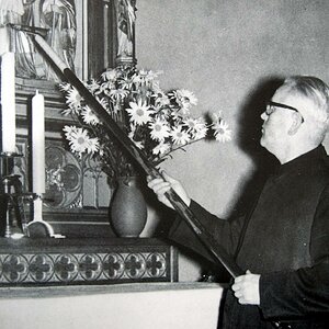DSC 0049 Theo Mester Kirchenküster