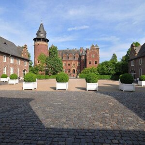 Schloss Krickenberg, Nettetal (MHX 9073cnxx)