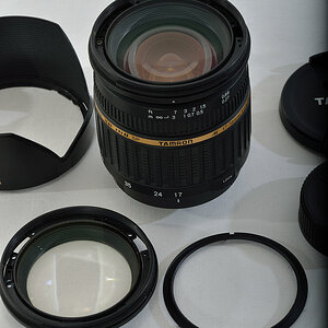 Tamron 17-50/2.8 DiII Stangen-AF:
Austausch der Frontlinse.