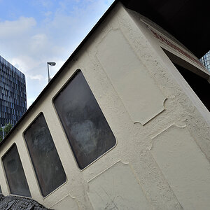 DSC6968 NF-F
U-Bahn-Station Bockenheimer Warte + KfW