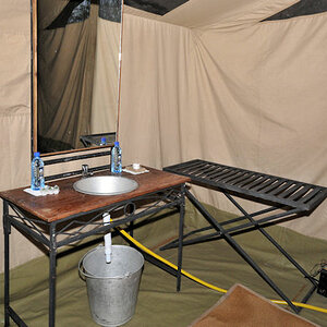 Waschbecken (Exclusive Mobile Camp)
2162
