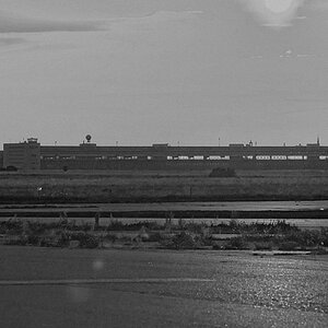Abfertigungshalle 0020110805 SW 2 1024 90