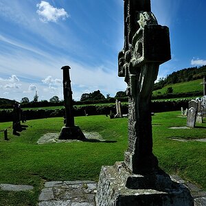 X 0037 Irland 2011 Ahenny graveyard
