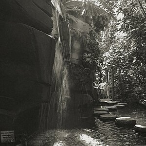 Wasserfall 0116 110821 1 SW 686x1024 90