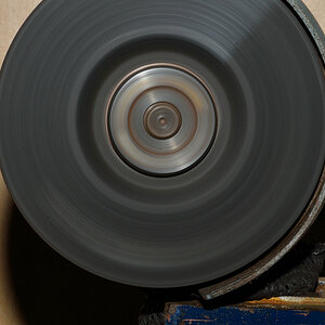 02
SB-600 1/1 = 1/900s
1/60s f/32
ISO 100