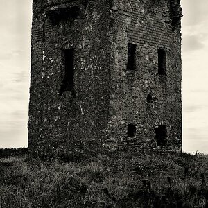 X 0050 Irland 2011 tower at Old Head of Kinsale
