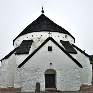 DSC6893 neu ShiftN NF-F
Rundkirche Østerlars