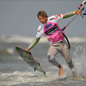 acomp Kitesurf WC SPO 20110820 2015