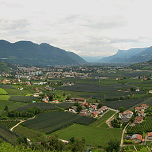 Panorama Meran Algunder Waalweg