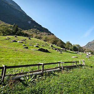 Valle Verzasca - Almidylle am südlichen Ortseingang von Lavertezzo