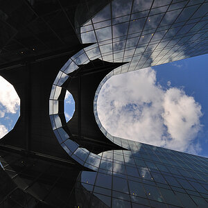 Nackenstarre in London, Nähe City Hall