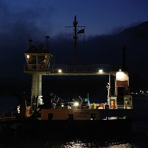 Corran Ferry nach Sonnenuntergang