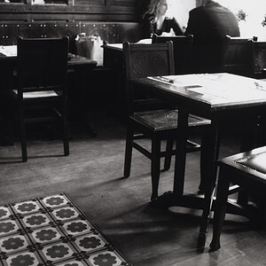 café