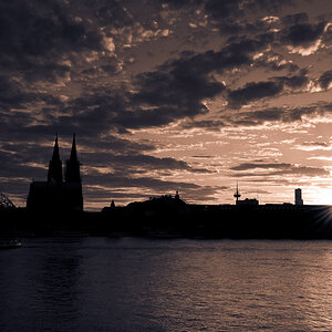 KoelnSilhouette