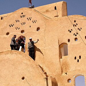 Yazd3264849