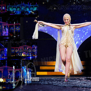 Kylie, Aphrodite Tour 2011 (D3000/55-200, 4.0-5.6)