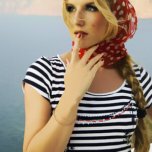 Santorini - Pin Up