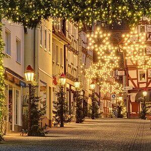 Der Blick durch das Tor a26505419