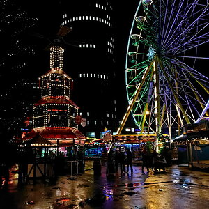 D5100, 17 mm, ISO 3600, 1:4, 1/200
