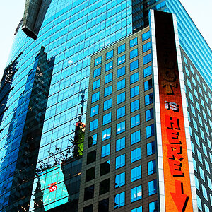 2101101 2589c New York