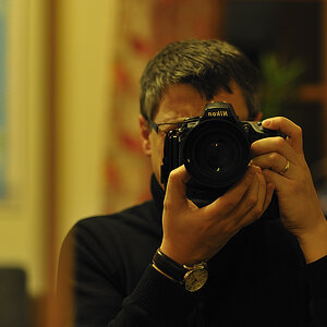 702 0909 2012 01 03 953 walimex 85 mm